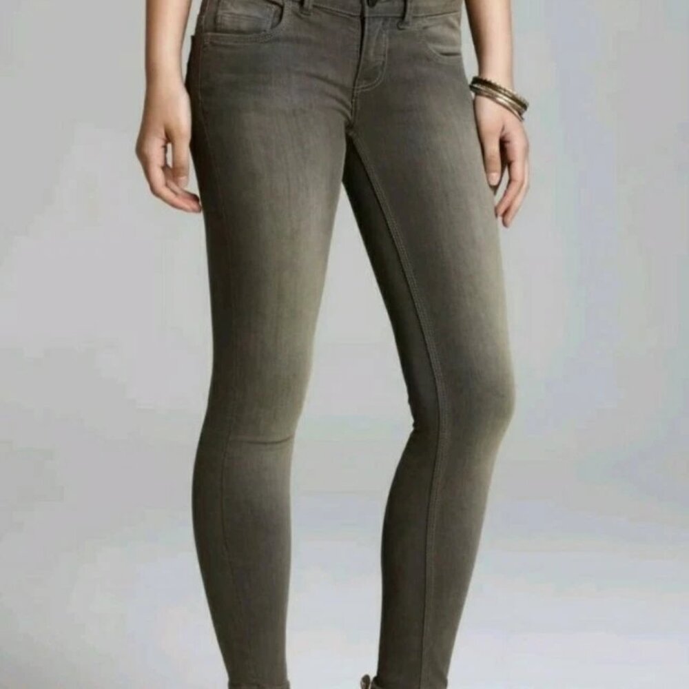 Free People Women's Murray Wash Skinny Jeans - Size 29 - Picture 4 of 11